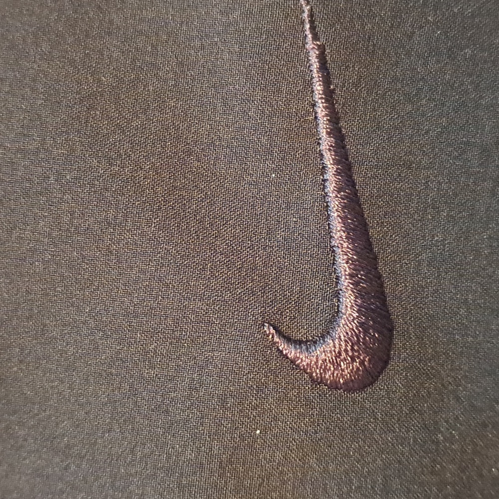 Nike 5" Black Unlined Dryfit Shorts (3) - Picture 2 of 9